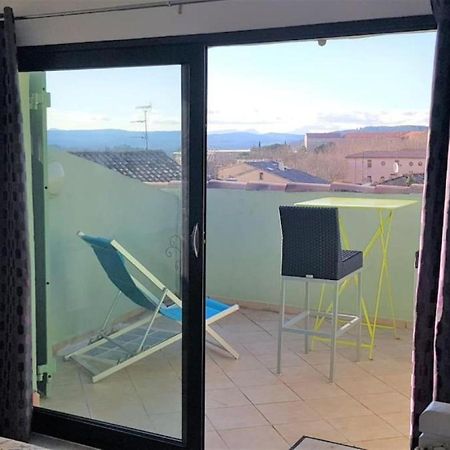 Duplex De Charme Avec Terrasse Au Coeur Du Village Lorgues Dış mekan fotoğraf